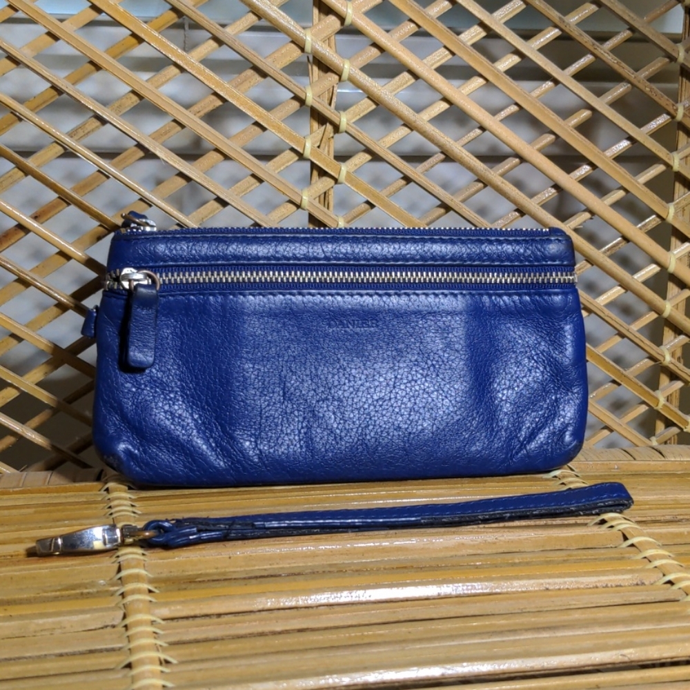 Wristlet - Danier Leather - Dark Blue